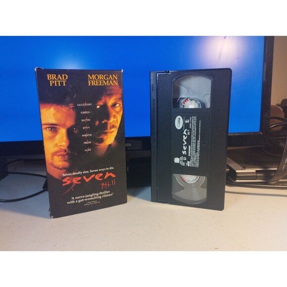 Seven (VHS, 1996). Brad Pitt, Morgan Freeman - Picture 1 of 7